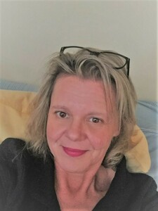 Rebecca Le Calvez Tours, 